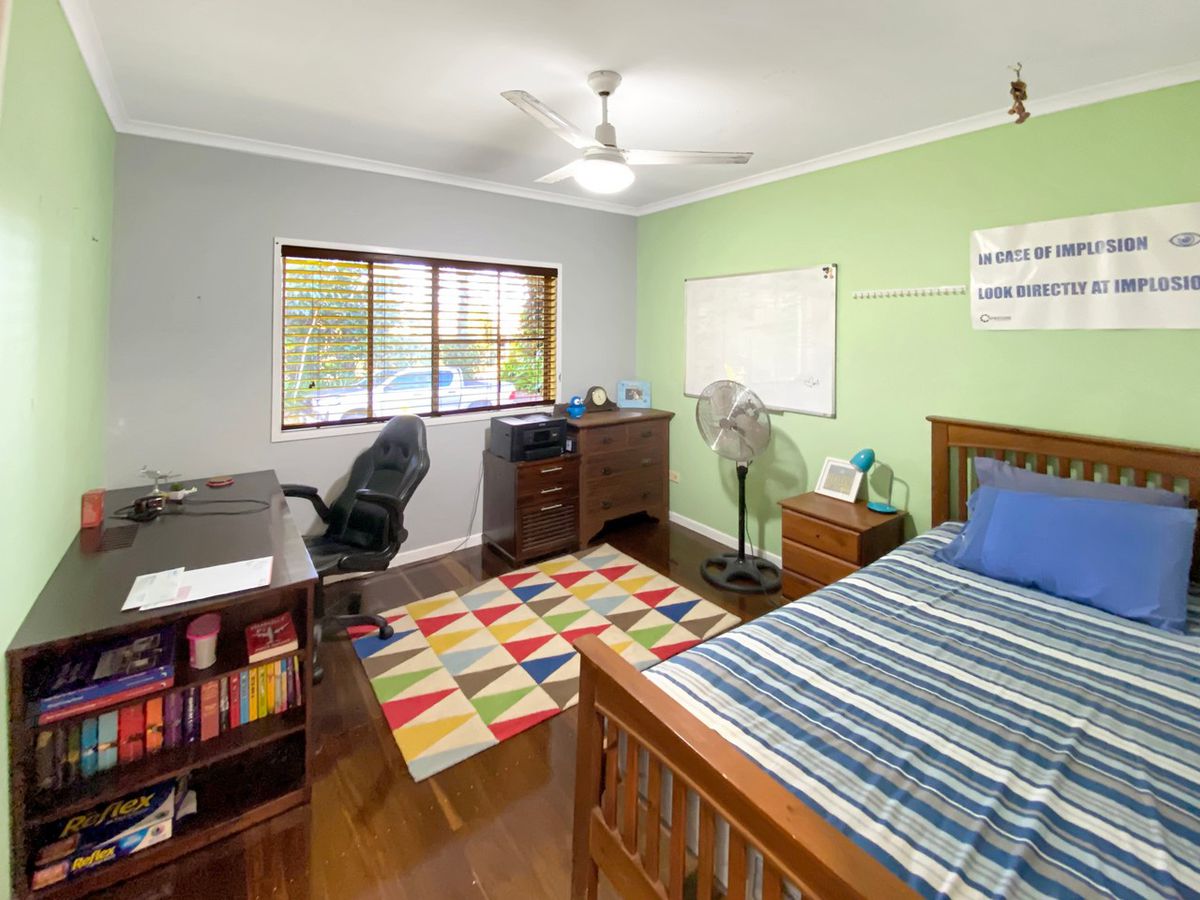 31 Mountain View Drive, Atherton