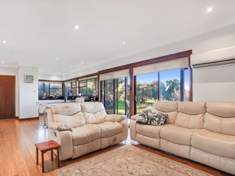 752 Longs Corner Road, Canowindra