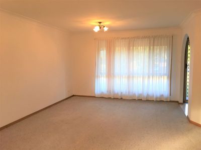 7 Golden Wattle Drive, Ulladulla