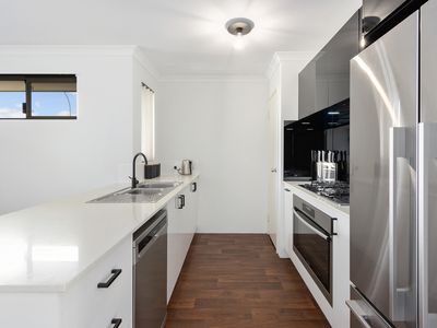 24 Wolfson Way, Piara Waters