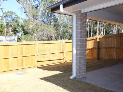 2 / 57 Bradnam Way, Urangan