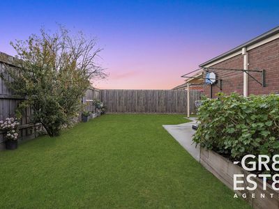 13 Bookham Way, Cranbourne West