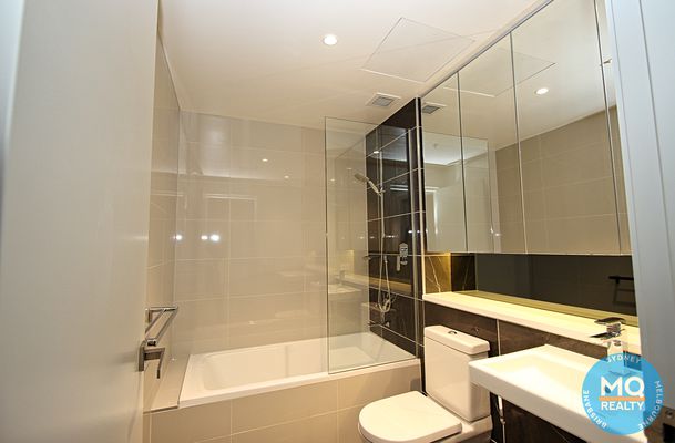 1004 / 10 Burroway Road, Wentworth Point