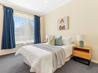 32 Damon Road, Mount Waverley