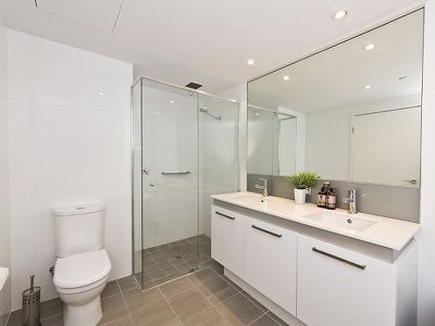 703 / 2 Oldfield Street, Burswood