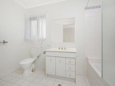 3 / 10 Harris Road, Underwood