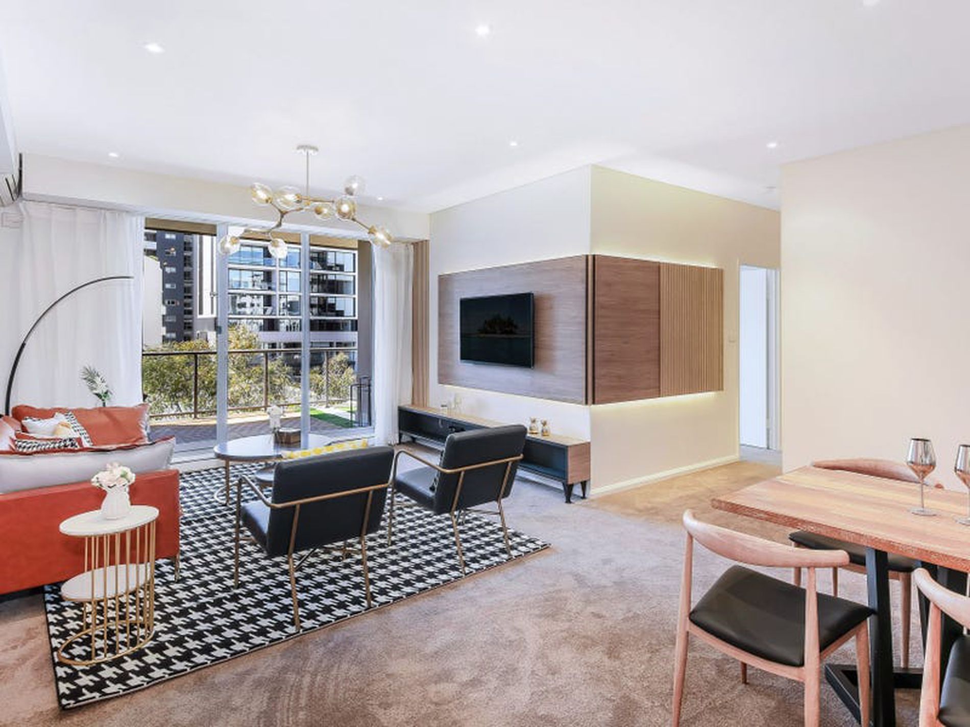 305 / 149 O'Riordan Street, Mascot