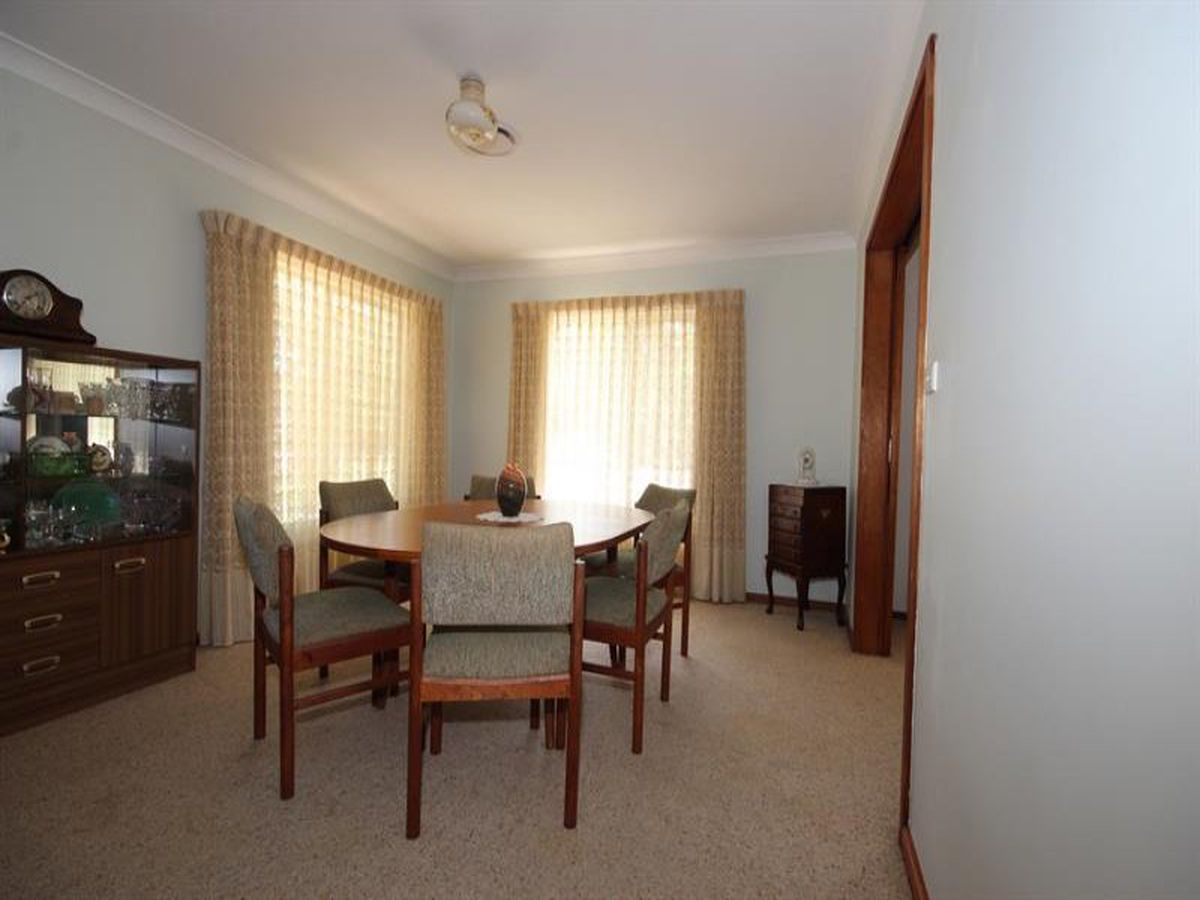 10 Michael Drive, Salt Ash, Salt Ash - Thumbnail 6