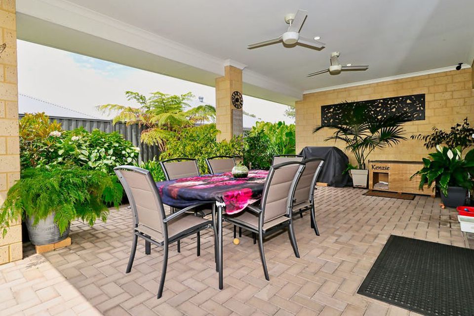 11 Taaruuk Street , Baldivis