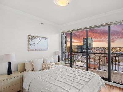 12i / 811 Hay Street, Perth