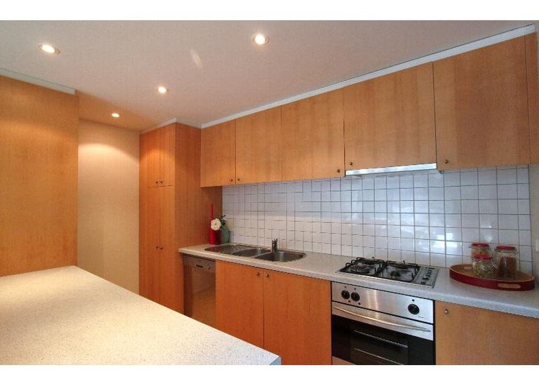 64 / 1 Domville Avenue, Hawthorn