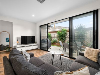 1 Indarra Street, Taperoo