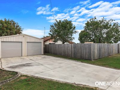 27 Caddy Avenue, Urraween