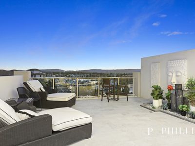 1729 / 1 Rialto Quay Drive, Hope Island