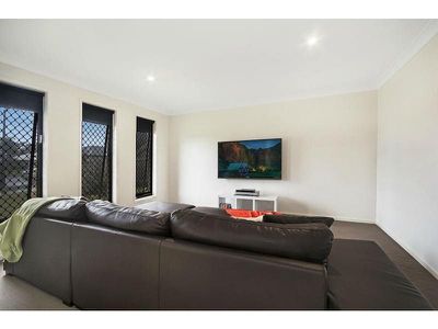 34 Straker Drive, Cooroy