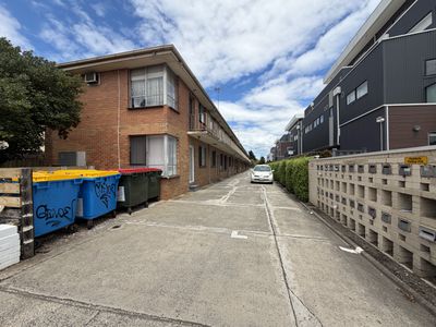 6 / 697 Barkly Street, West Footscray
