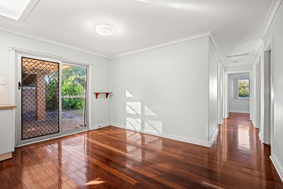 5 SWINSTONE STREET, Rockingham