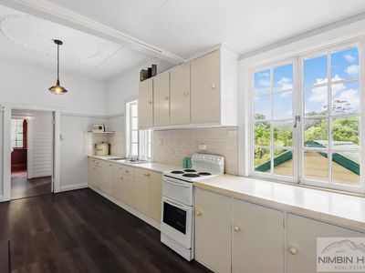 14 Standing Street, The Channon