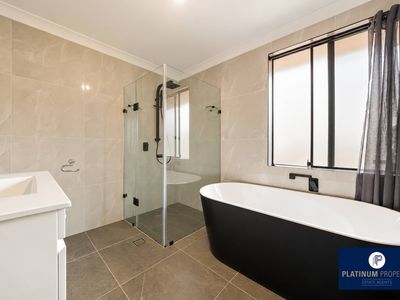 73 / 1 Riverpark Drive, Liverpool