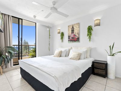 30 / 2943 Surfers Paradise Boulevard, Surfers Paradise