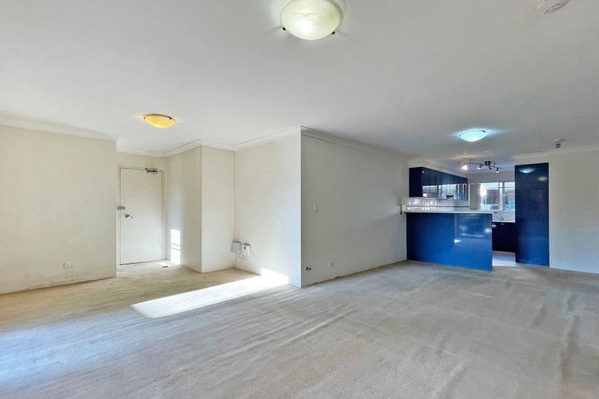 13 / 8-12 Hornsey Road, Homebush West