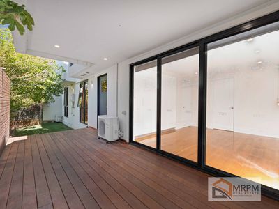 18 Cornwall Place, Maribyrnong