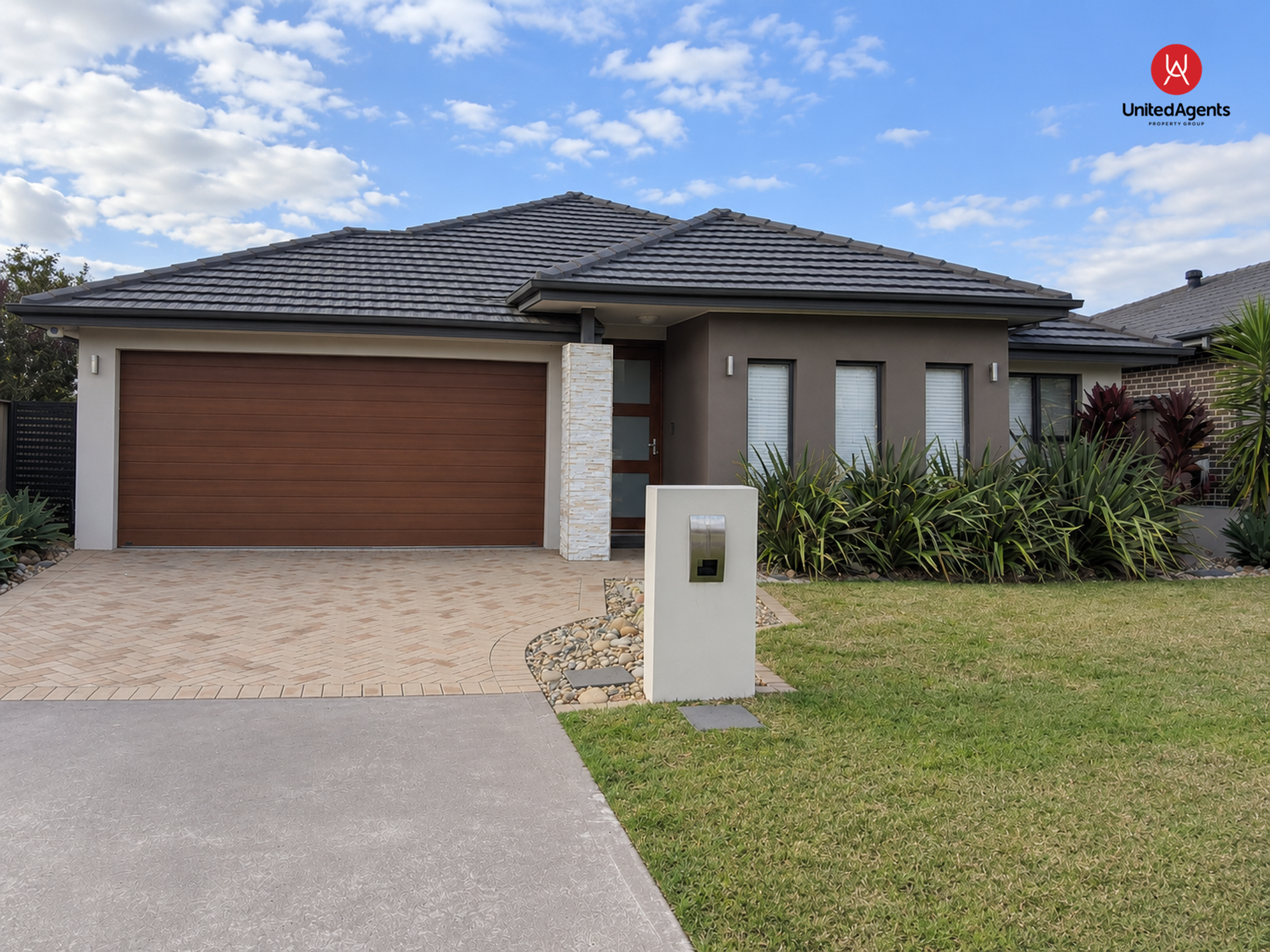 31 Graziers Way, Carnes Hill