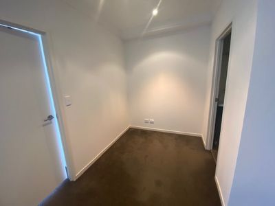 1205 / 420 Macquarie Street, Liverpool