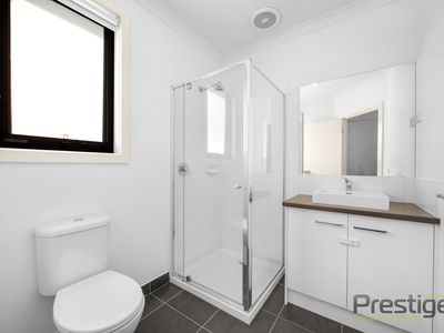 2 / 8 Mountview Drive, Diggers Rest