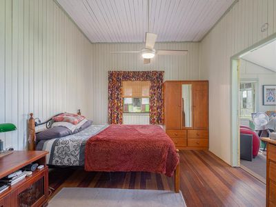 40 McGinn Road, Gheerulla