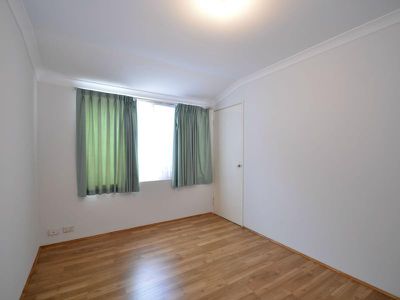 2 Barrul Place, Thornlie