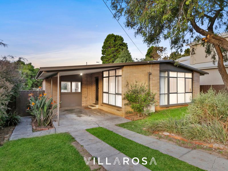 27 Moreton Bay Drive, Highton