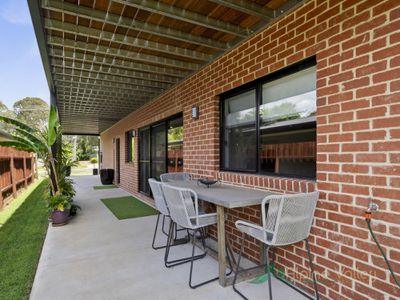 15 Saint Bernard Drive, Tawonga South