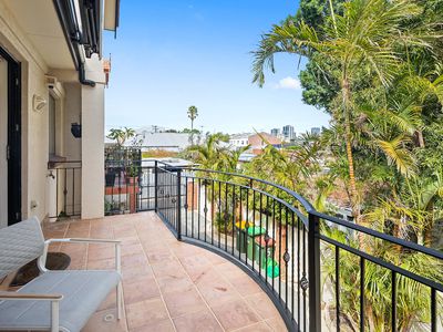 4 / 142 Palmerston Street, Perth