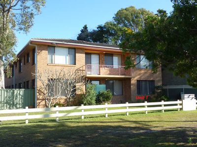 1 / 72 Bent Street, Tuncurry