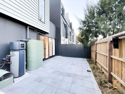10 Blackwood Close, Coburg