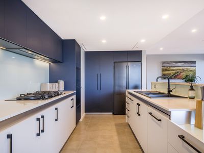 407 / 30 The Circus, Burswood