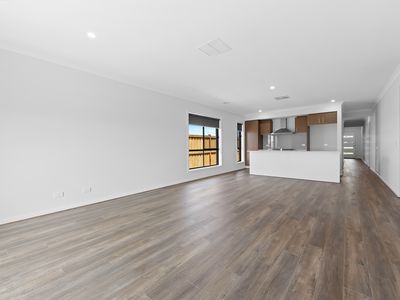 16 Arianna Street, Wyndham Vale