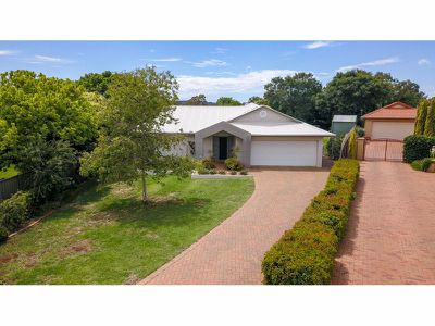 10 Poidevin Place, Dubbo