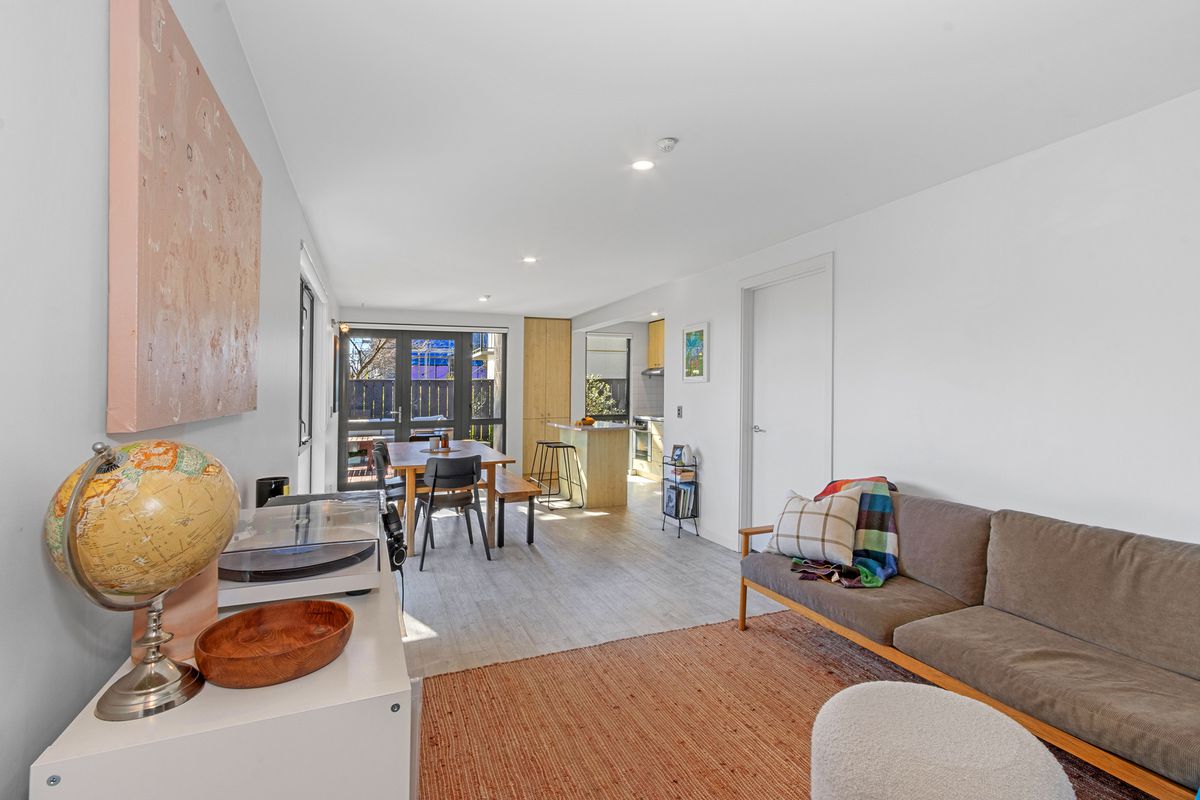 1 / 868 Colombo Street, City Centre