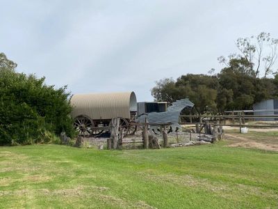 101 Glenview Drive, Barham