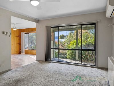 56 Freeburgh Avenue, Mount Beauty