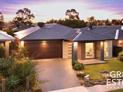 12 Newington drive, Cranbourne East