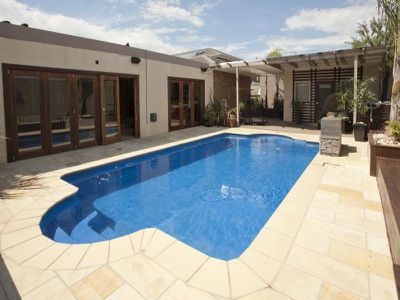 15 Highwood Drive, Hillside