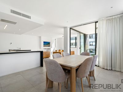 4301 / 2 SUNSET AVENUE, Paradise Point