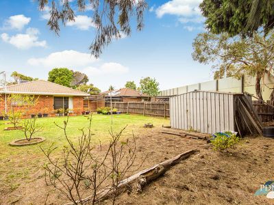 12 Kiora Street, Altona Meadows