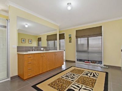 17 Bronze Drive, Kangaroo Flat