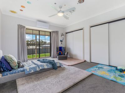 33 Stanley Crescent, Kangaroo Flat