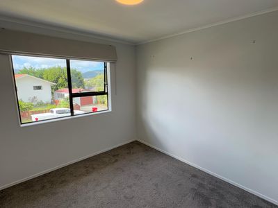 7 Westra View, Tawa