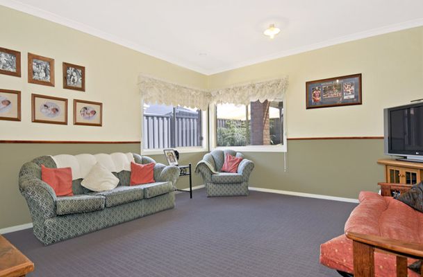 5 Feathertop Court, Greenvale